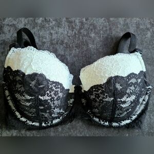 Victoria's Secret Lace Bra, 34DD